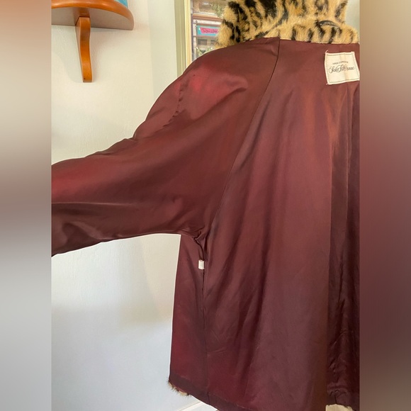 🐆 SAKS FIFTH AVENUE VINTAGE FAUX LEOPARD CHEETAH SWING FUR COAT - Picture 13 of 15